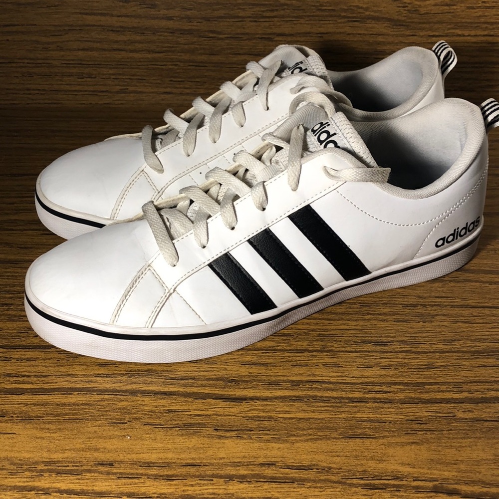 Adidas VS Pace